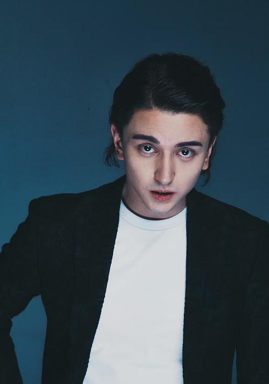 依克桑·塔依尔 Ehsan Tayir照片