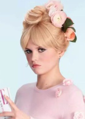 朱莉娅·德·努内兹 Julia de Nunez照片