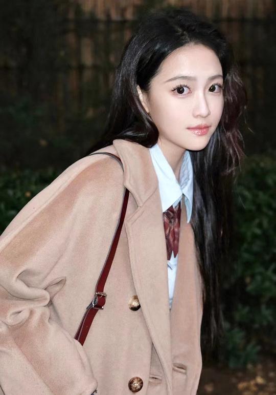 李百惠 Baihui Li照片