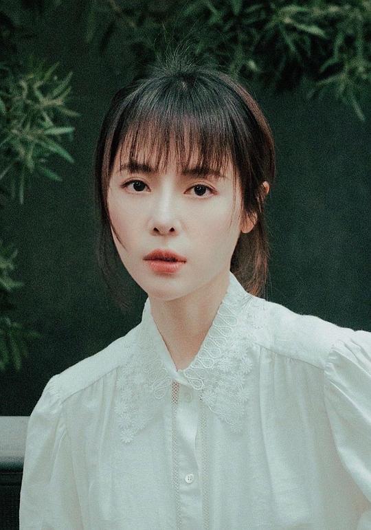 简嫙 Aster Jian照片