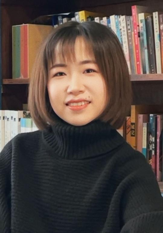 关杨 Yang Guan照片