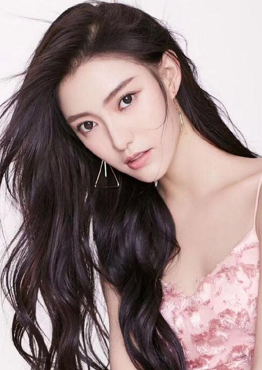 李心爱 Xinai Li照片