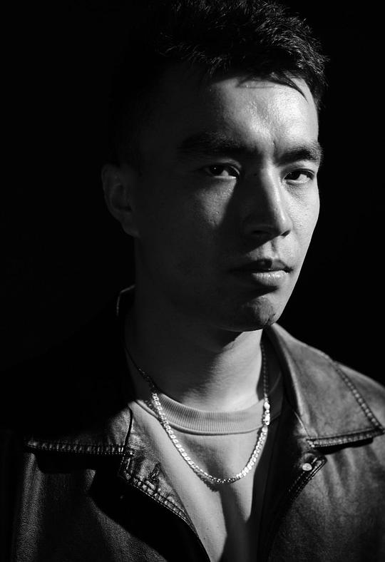 克冉·阿布卡斯木 KERAN ABUKASIMU照片