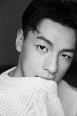 谭泉 Quan Tan照片