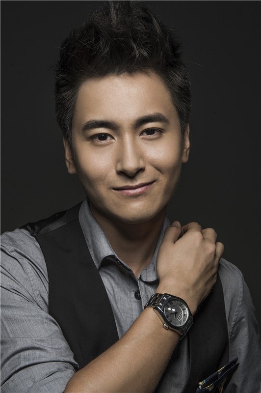 丁宇辰 Yuchen Ding照片