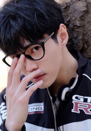 王铮睿 Zhengrui Wang照片