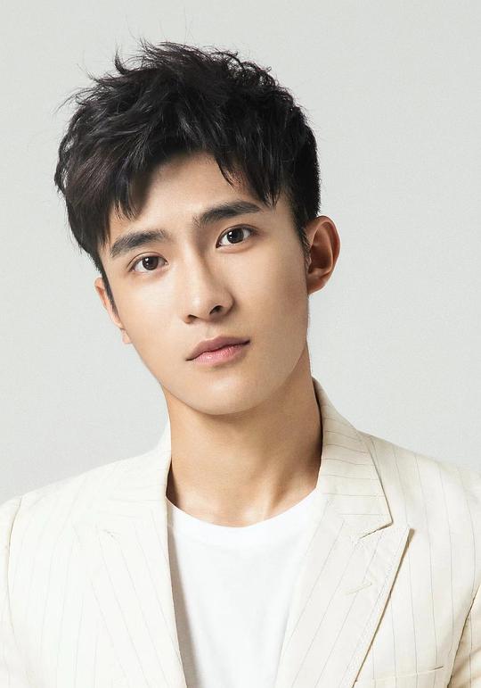 鲍李宁 Lining Bao照片