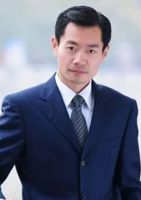 何强 Qiang He照片