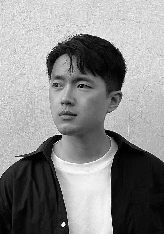 郭小若 Xiaoguo Guo照片