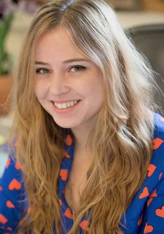 吉莉恩·M·贝若 Gillian M. Berrow照片