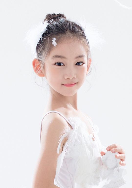 黄麒麟儿 Qiliner Huang照片