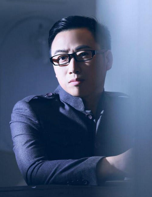 储毅 Yi Chu照片