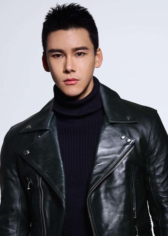 丁汇宇 Huiyu Ding照片