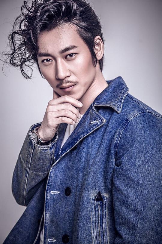 刘浩闻 Haowen Liu照片