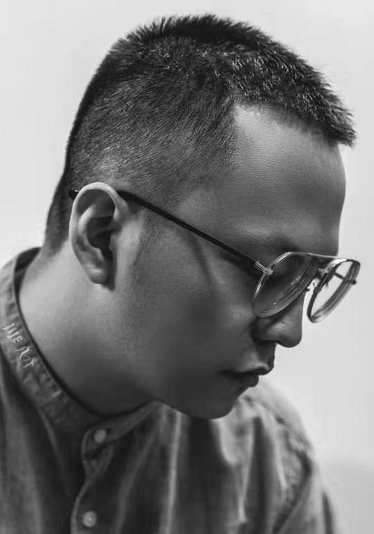 张石 Shi Zhang照片