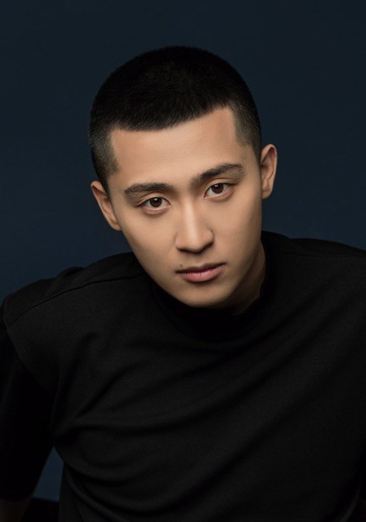 耿艺展 Yizhan Geng照片