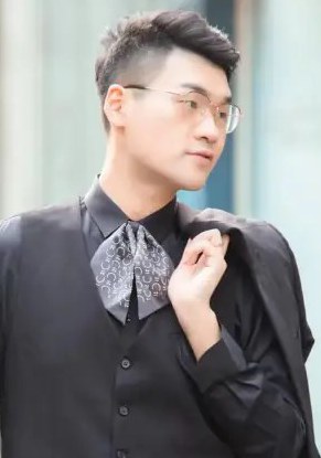 黄骥 Ji Huang照片