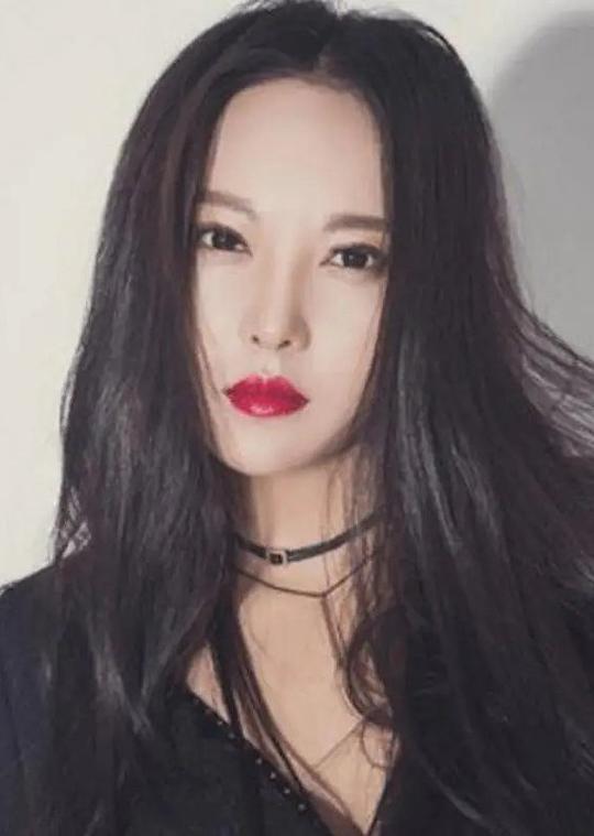 柳芯懿 Xinyi Liu照片