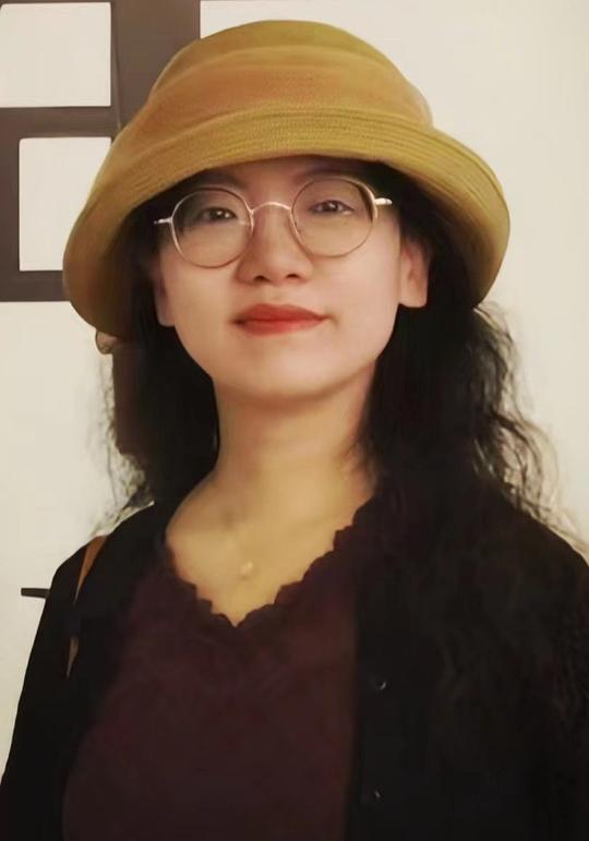 董云州 Yunzhou Dong照片