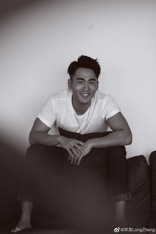 郑龙 Long Zheng照片