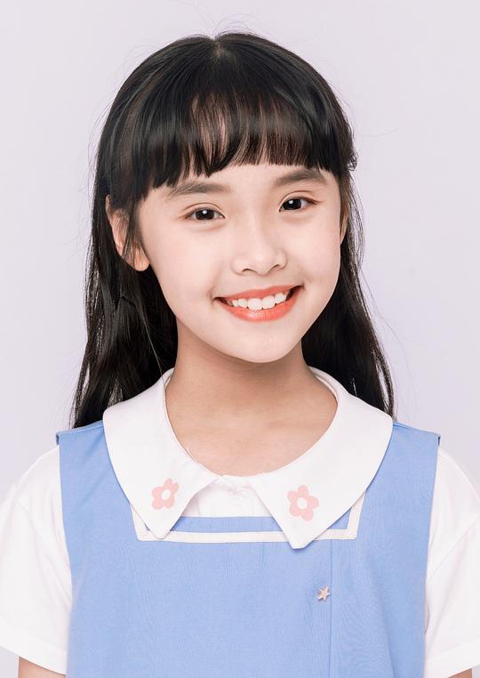 张倩僮 Qiantong Zhang照片