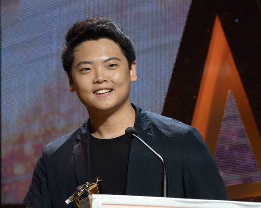 丁一滕 Yiteng Ding照片