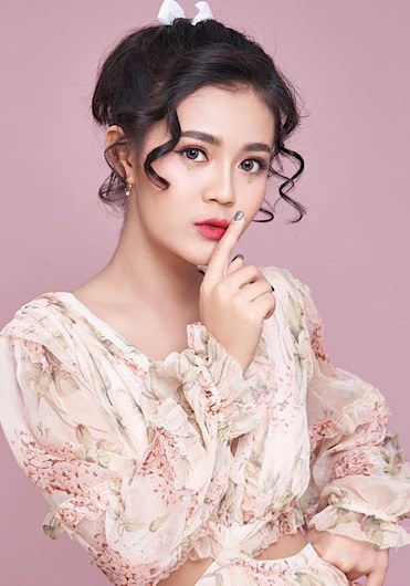 素帕娜萨·维查嘎玛 Suphansa Vejkama照片