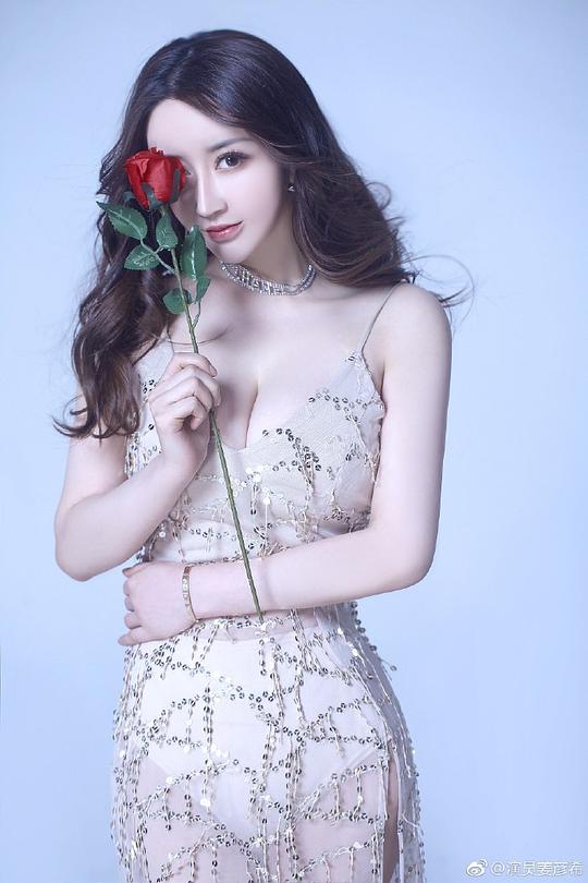 姜彦希 Yanxi Jiang照片