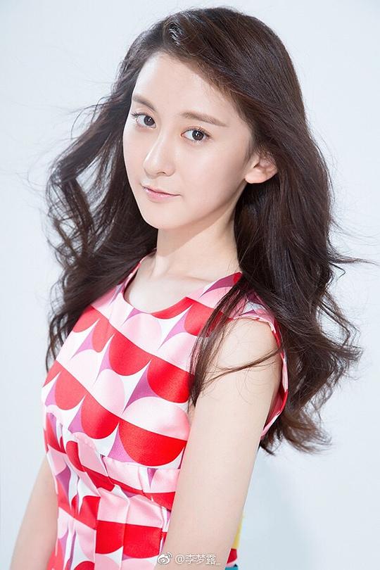 李梦露 Menglu Li照片