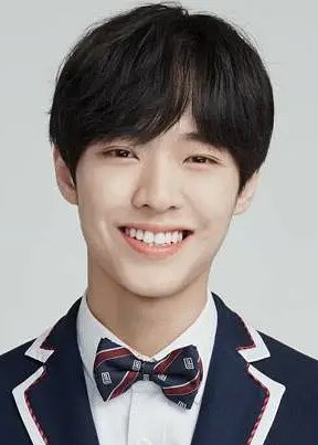 施展 Zhan Shi照片