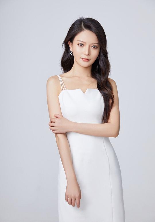 周微微 Weiwei Zhou照片