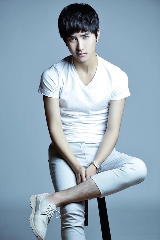 符骞文 Xiang Yun照片