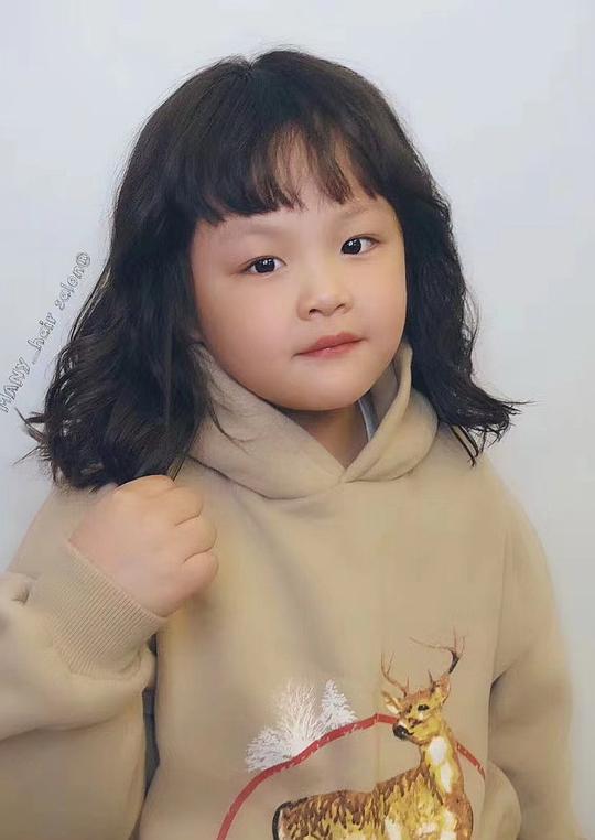 王艺霏 Yifei Wang照片