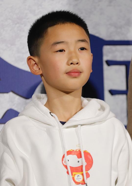 于力凡 Lifan Yu照片