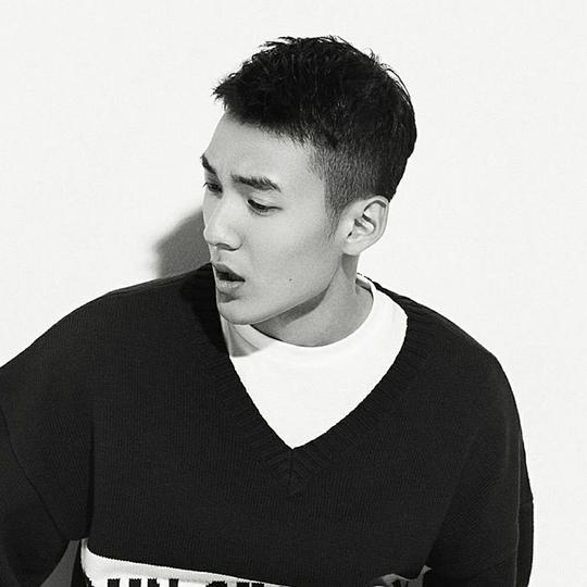 章煜奇 Yuqi Zhang照片