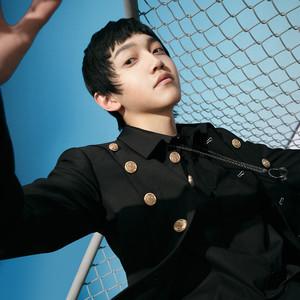 鞠翼铭 Yiming Ju照片