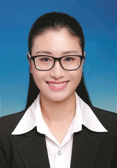 黄文秀 Wenxiu Huang照片