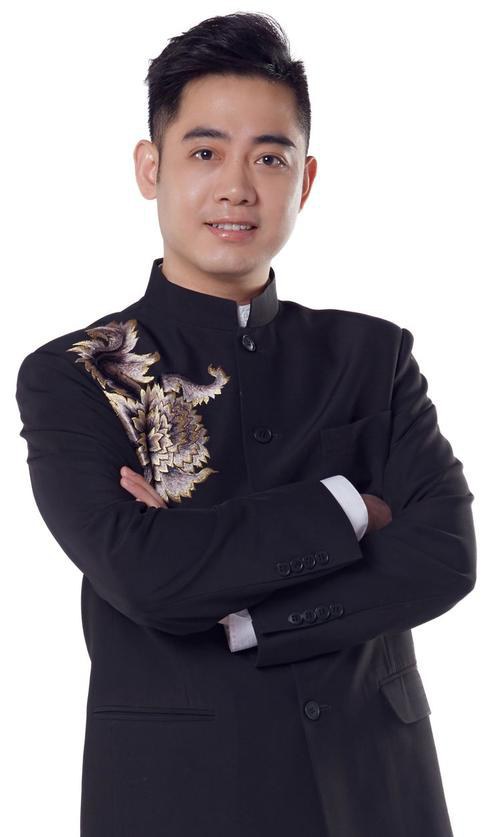 孔云龙 Yunlong Kong照片