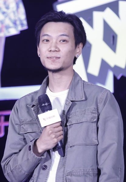 闫乐阳 Leyang Yan照片