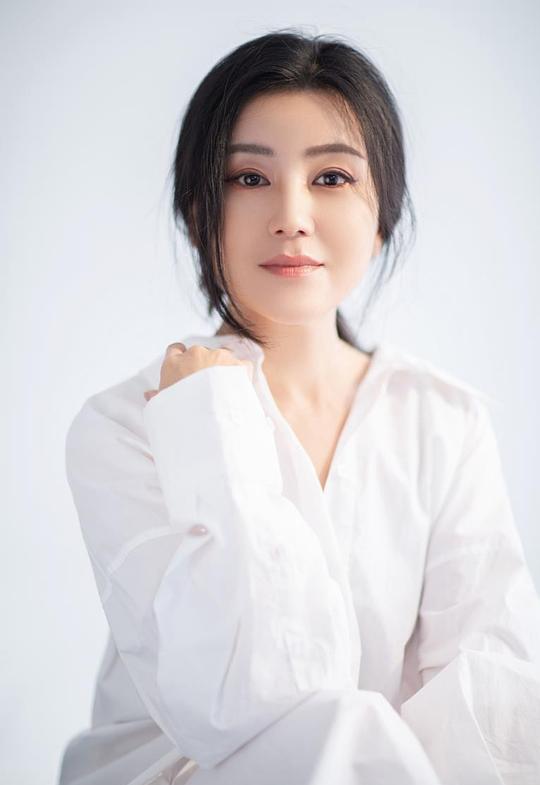 贾舒夷 Shuyi Jia照片