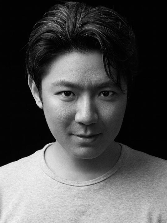 陈天衣 Tianyi Chen照片