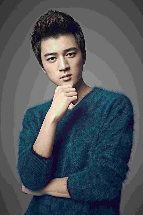 文卓 Zhuo Wen照片