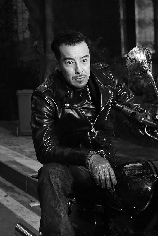 海一天 Yitian Hai照片