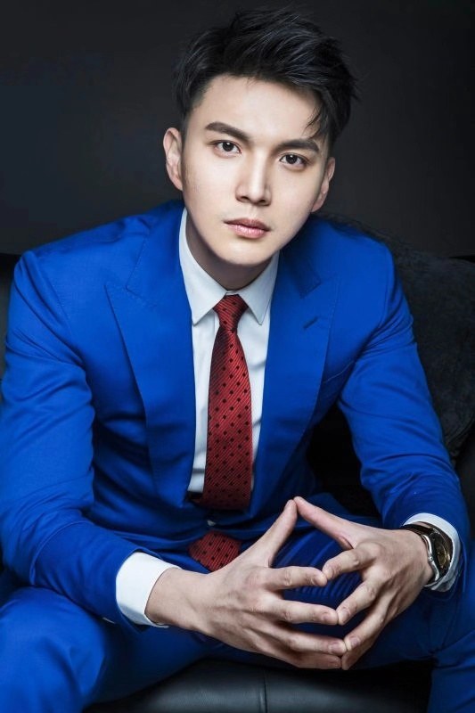 魏冠男 Joseph Wei照片