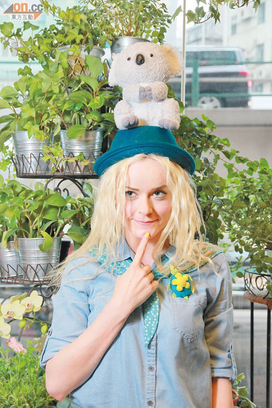 陈明恩 Corinna Chamberlain照片