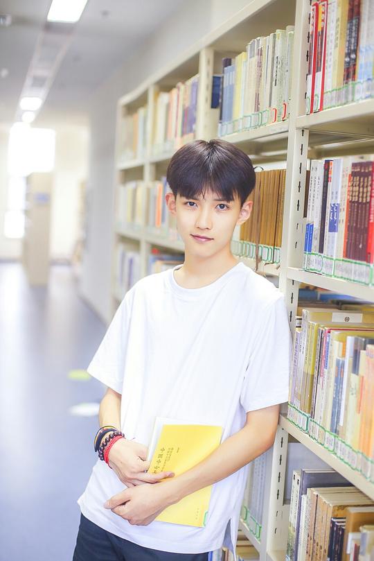 田峻彰 Junzhang Tian照片