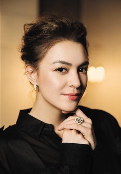 张榕容 Sandrine Pinna照片