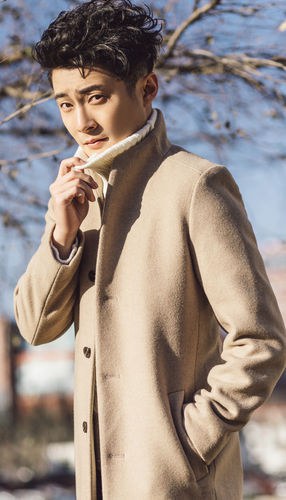 韩伯维 Bowei Han照片