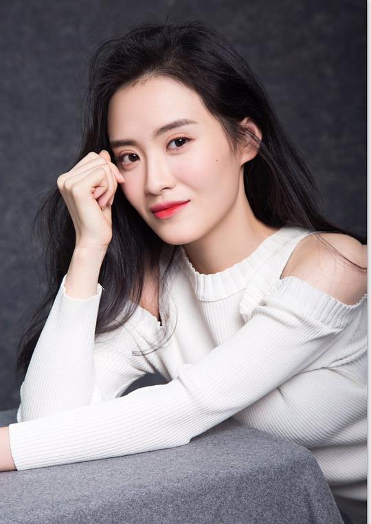 杨了 Liao Yang照片