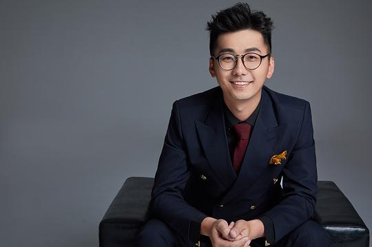 岑俊义 Junyi Cen照片